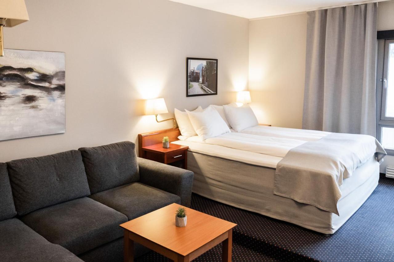 Froken Skjolds Hotel Lyngengarden Mosjøen エクステリア 写真