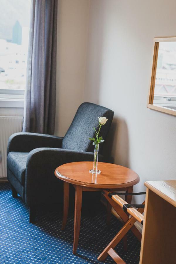 Froken Skjolds Hotel Lyngengarden Mosjøen エクステリア 写真